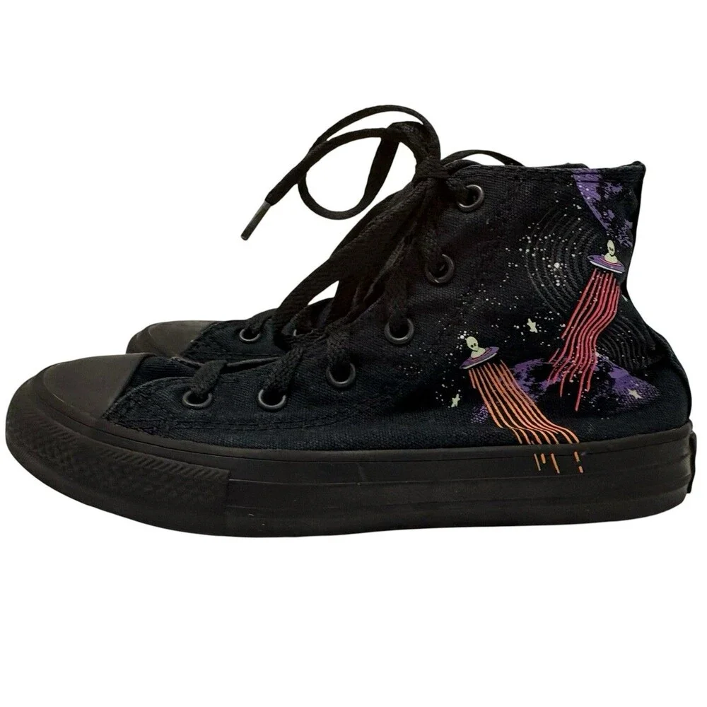 Converse All Star Chuck Taylor : Alien / UFO GITD Unisex Kids US Size 1 Roswell